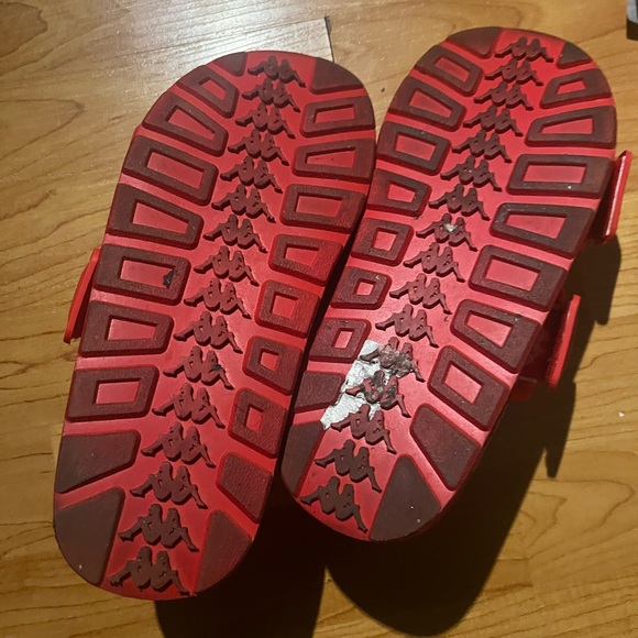 NIB KAPPA 222 BANDA ASTER 1 Red /White Unisex Adult's
Size 7 - Picture 3 of 5